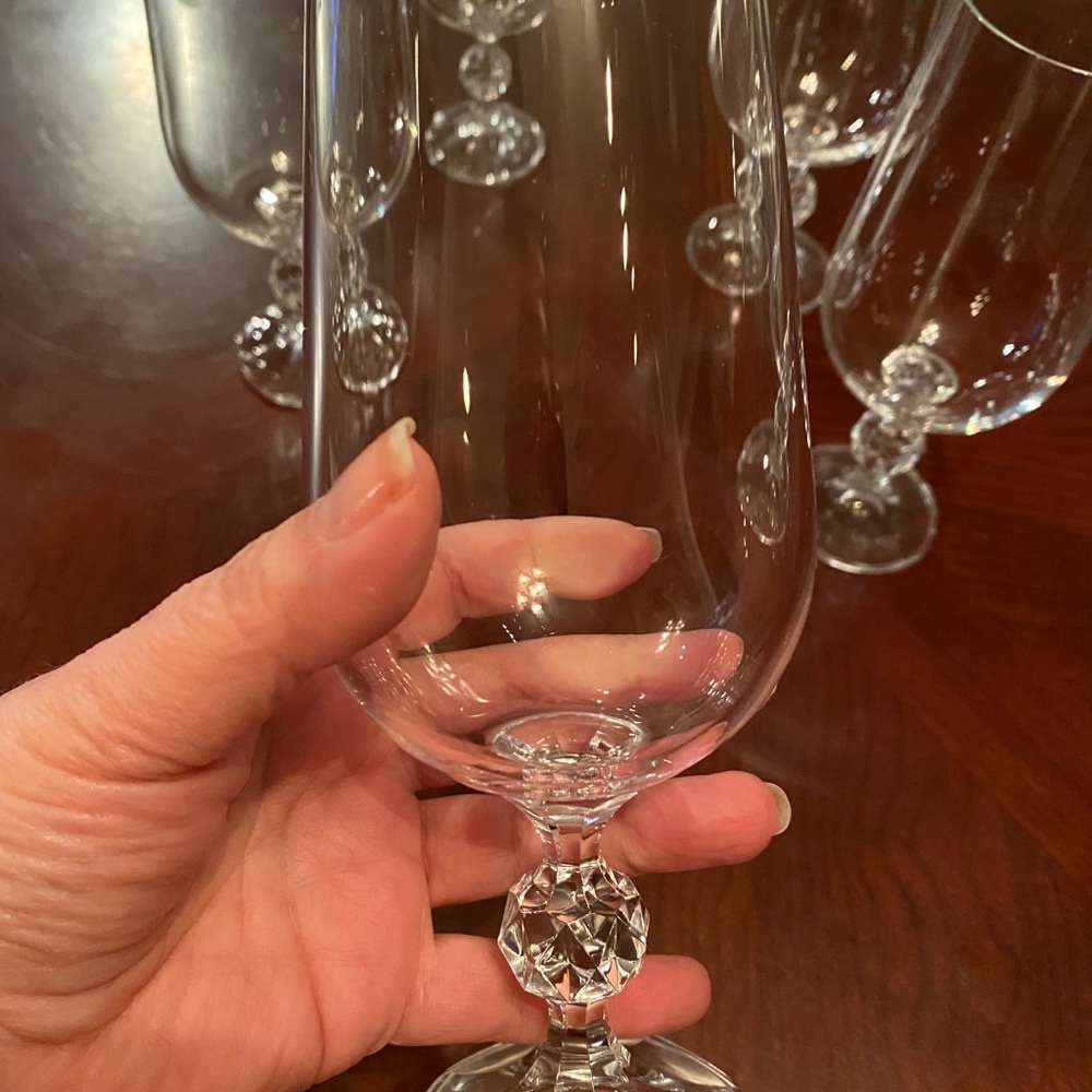 Red wine glasses - Picture 2 of 2